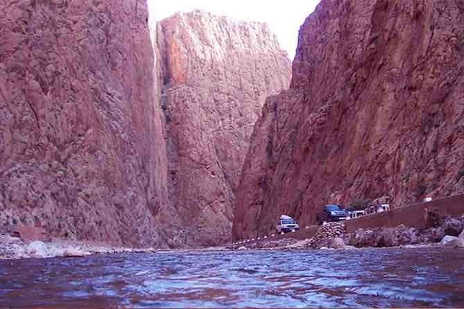 Imperial Morocco tour Desert Gorge
