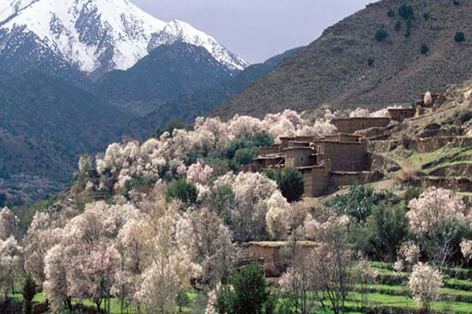 Hiking Atlas Imlil Valleys